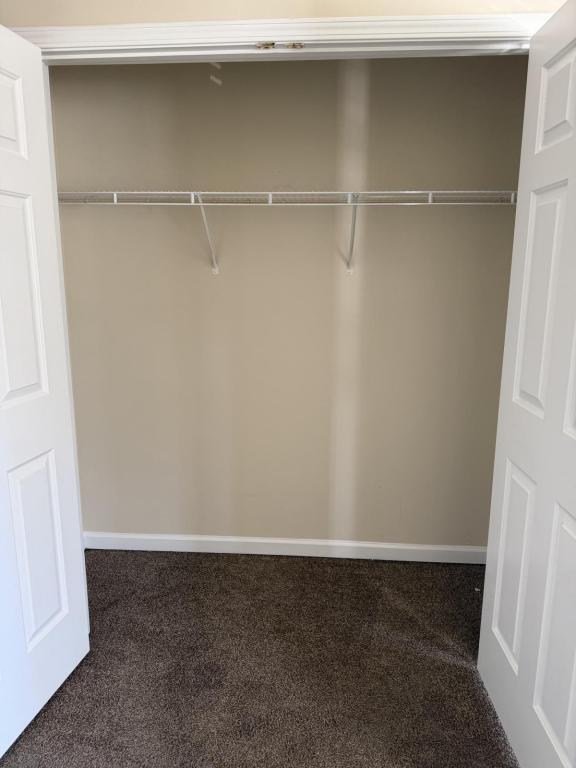 Building Photo - 6647 Sunset Park