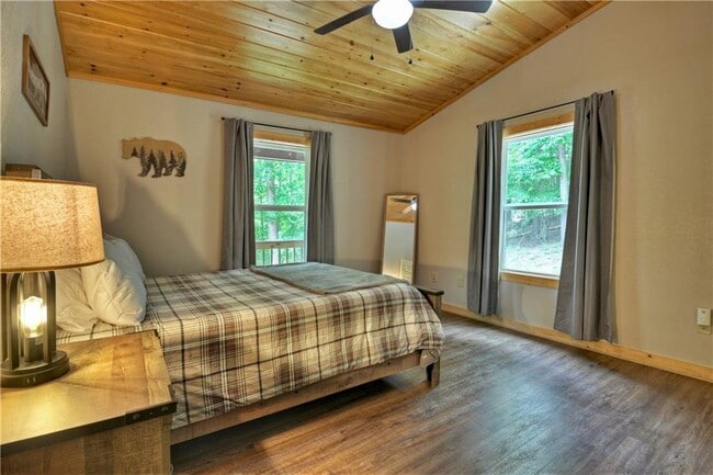 Building Photo - 298 Spindrift Ct