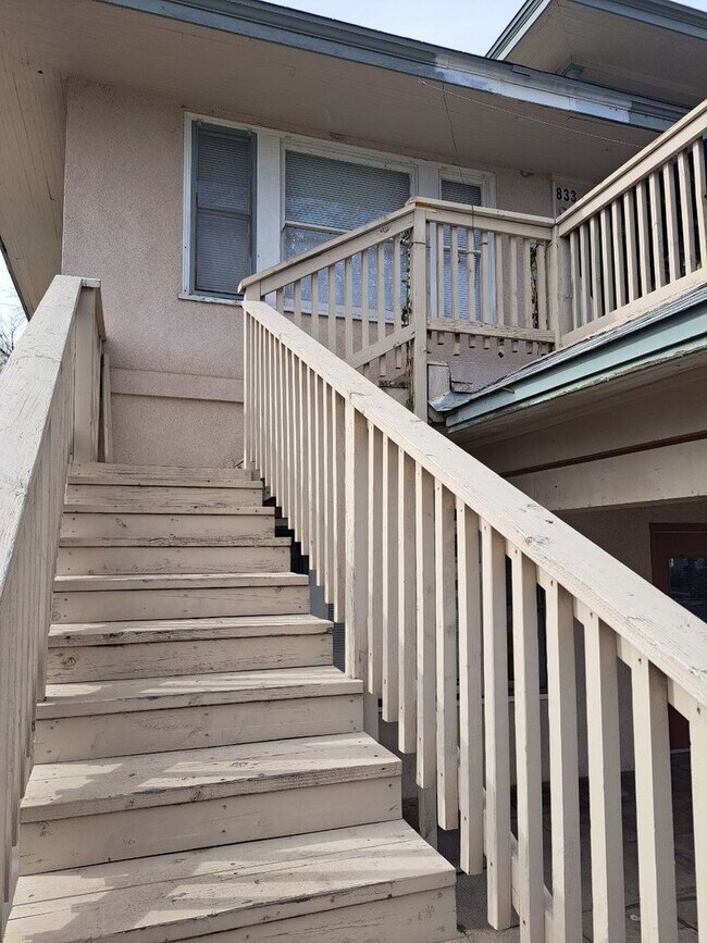 Building Photo - 833-839 N. Van Ness - No Longer Manage 10/...