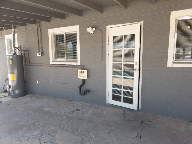 Building Photo - 506 N Hunt Dr