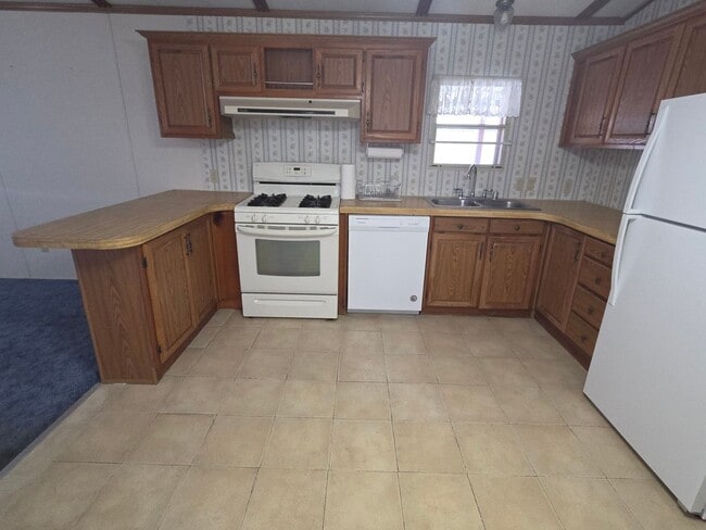 Building Photo - Charming 2 Bedroom Home in Prime Littleton Location