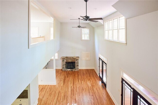Building Photo - 1843 Butlers Ln