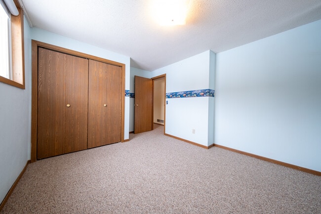 Building Photo - 408 Edgar Pl