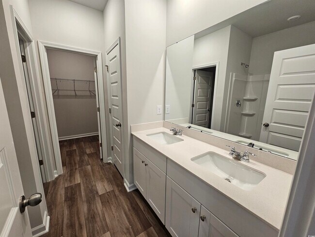 Building Photo - 2092 Northwest Dr