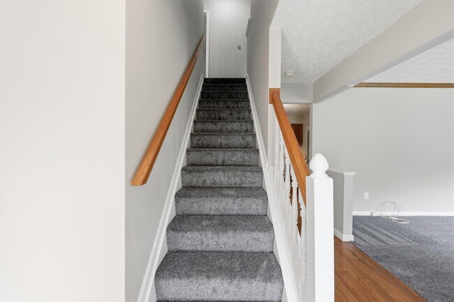 Building Photo - 205 Brownsfell Dr