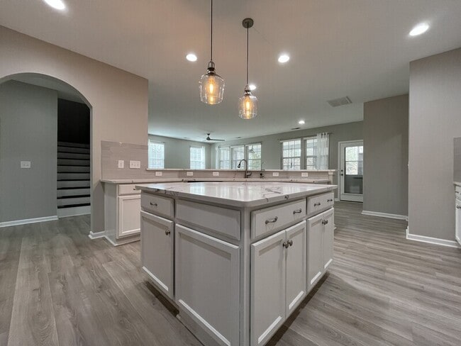 Building Photo - 17102 Alydar Commons Ln