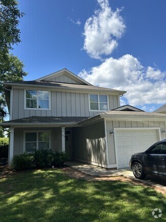 Building Photo - PRE-LEASING FOR AUGUST 2025!