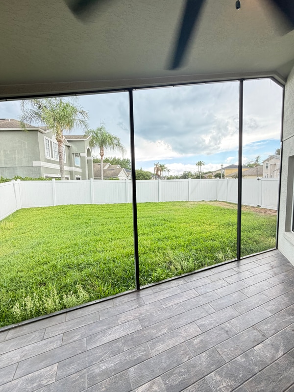 Building Photo - 10077 Portofino Dr