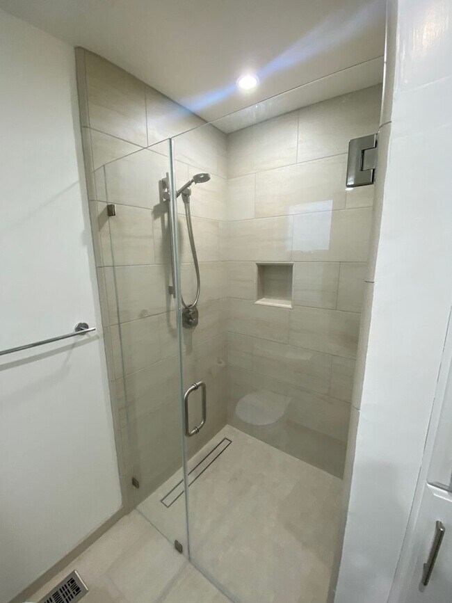 Building Photo - Charming Single-Family Home in Desirable Ladera Community