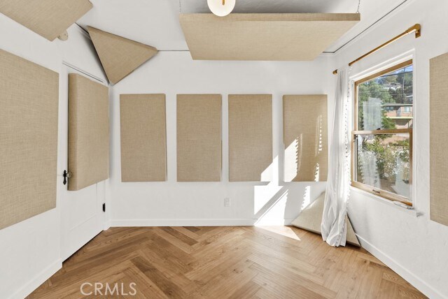 Building Photo - 2130 Apex Ave