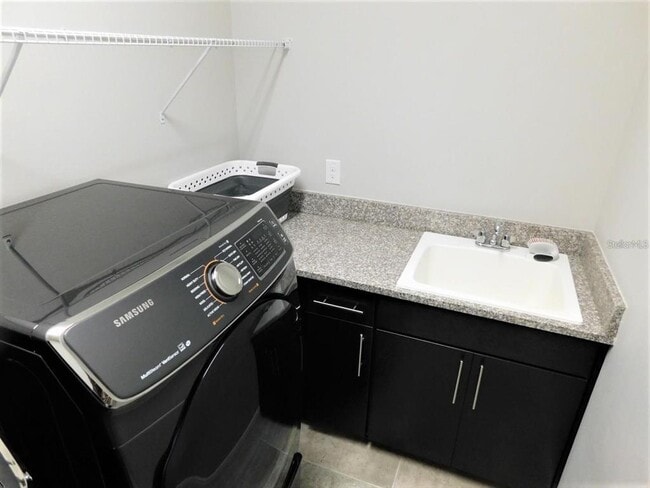 Building Photo - 15532 Sweet Orange Ave