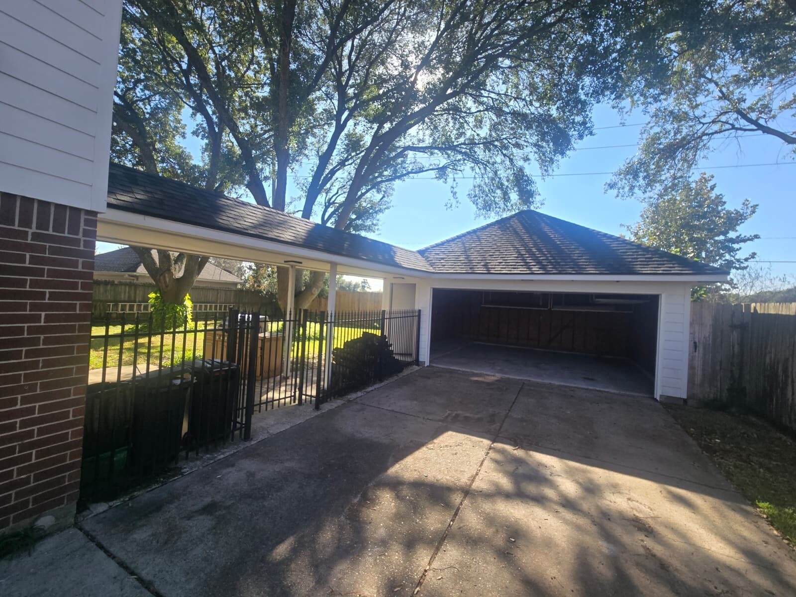 Building Photo - 12851 Apple Forest Trl