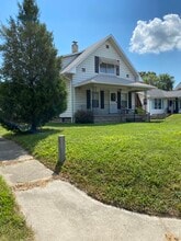 Building Photo - 3200 S 7th St