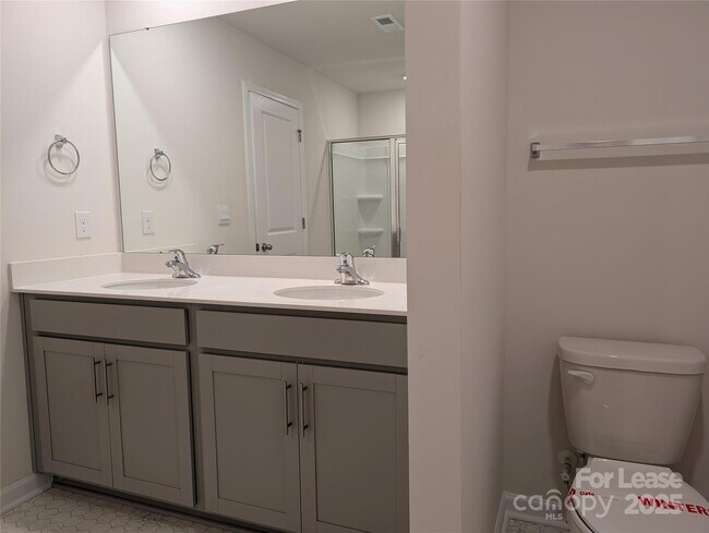 Building Photo - 9043 Lowfalls Ln