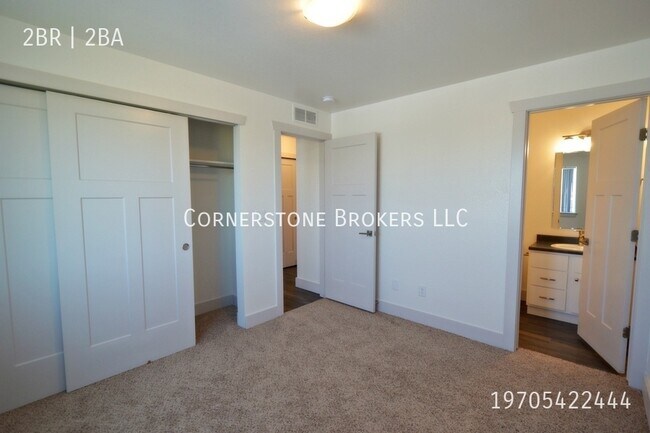 Building Photo - 107 Parkview Ct