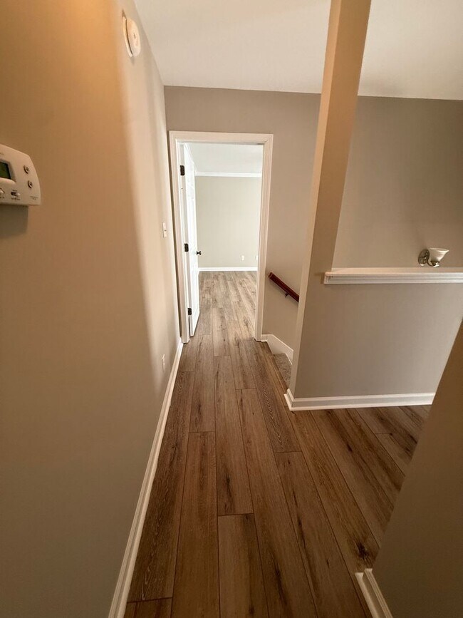 Building Photo - Beautiful Home in West Knoxville