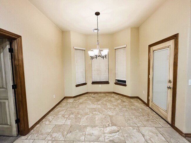Building Photo - 14812 Brent Cir