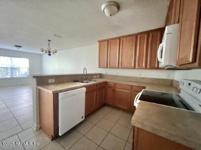 Building Photo - 302 Cherry Way