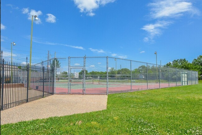 Building Photo - 15327 Falmouth Ave