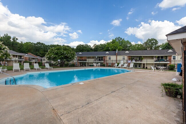 Building Photo - 4609 Coronado Dr