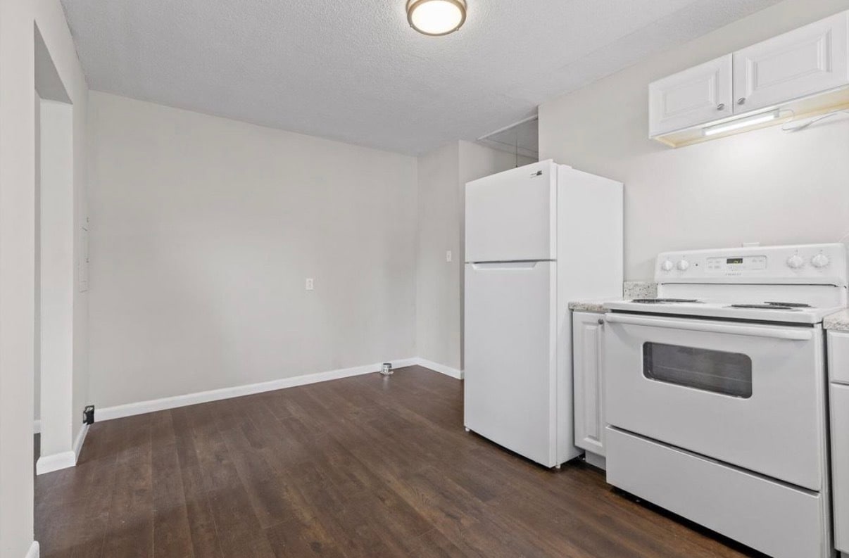 Building Photo - 4331 Lazard St