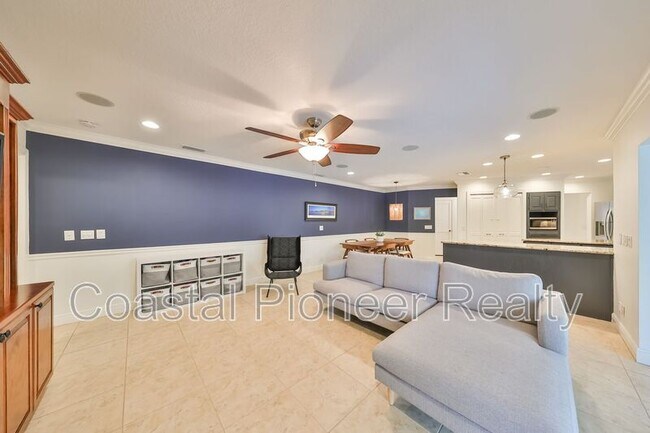 Building Photo - 817 Bannockburn Ave