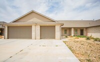 Building Photo - 5524 Kemper St