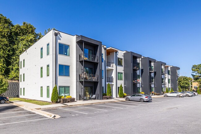 Primary Photo - Top Floor 2bd/2ba Condo in East Atlanta, P...