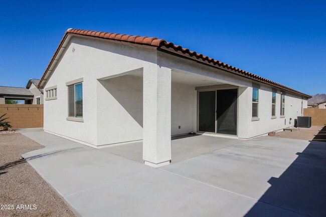 Building Photo - 24249 W Zak Rd