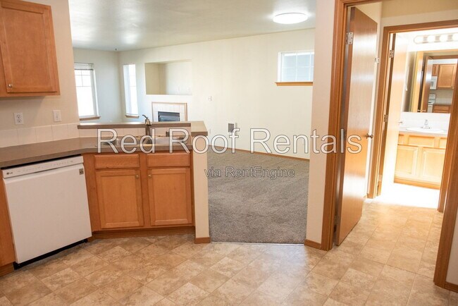 Building Photo - 14807 36th Ave Ct E