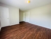 Building Photo - 5435 Eneida Sue Dr