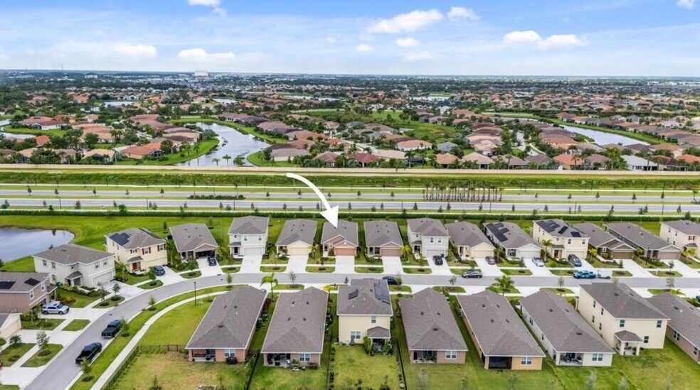 Building Photo - 12230 SW Rimini Way