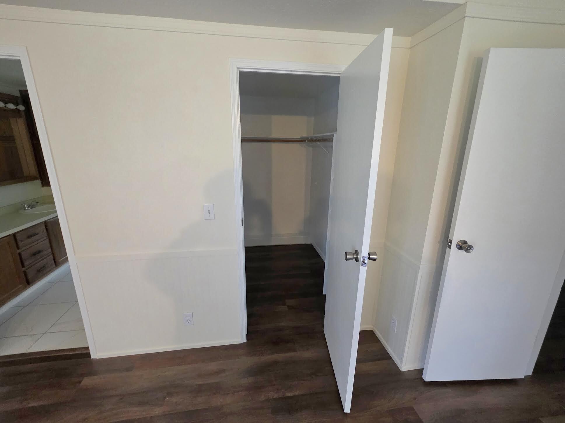 Building Photo - 20835 Valsetz Rd