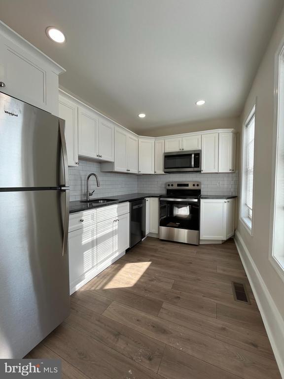 Building Photo - 85a W Lincoln Hwy