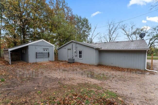 Building Photo - 15508 Loring Rd