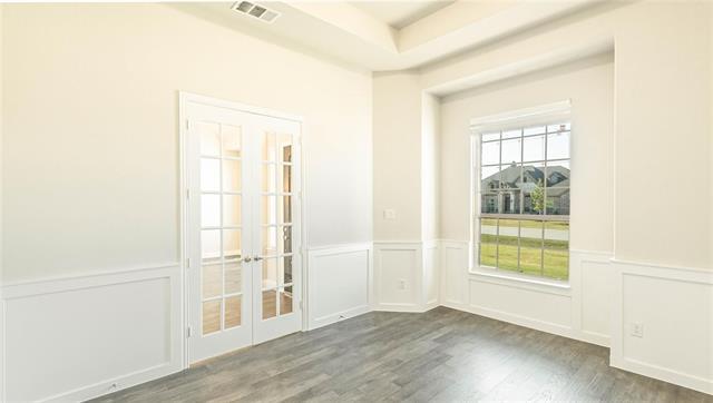 Building Photo - 6111 Starr Dr.