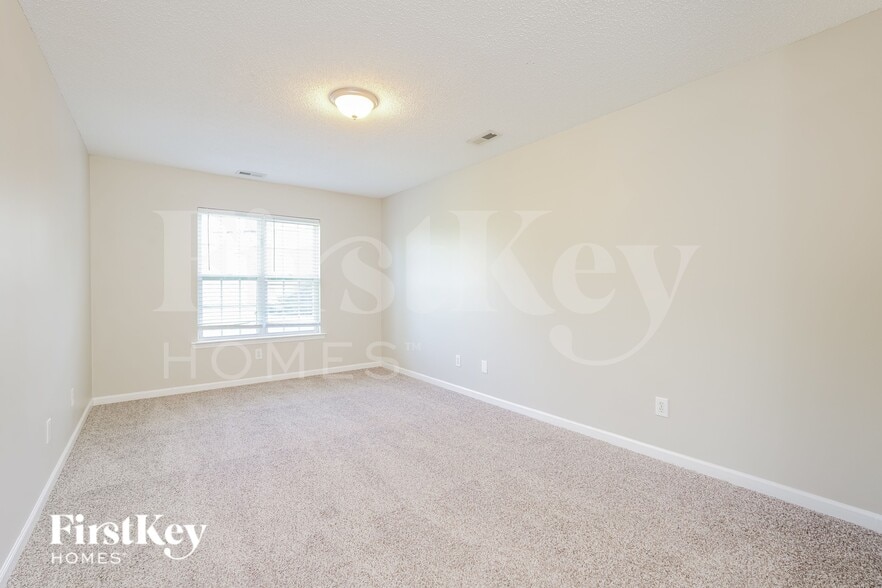 Building Photo - 107 Salem Pl Ct