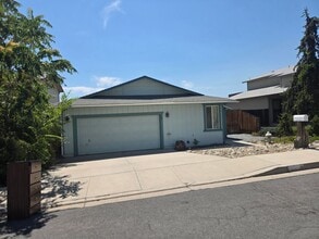 Building Photo - 774 Diogenes Dr