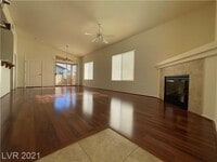Building Photo - Gated 2 bedroom Southwest Condo