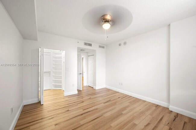 Building Photo - 510 NW 84th Ave
