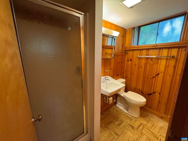 Building Photo - 126 Azalea Dr