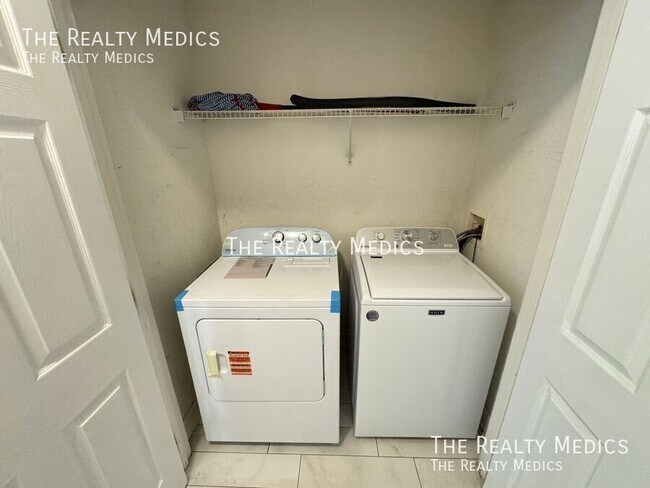 Building Photo - 13512 Turtle Marsh Loop