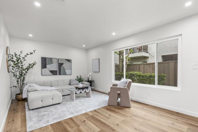 Building Photo - 4514 Dawson Ave