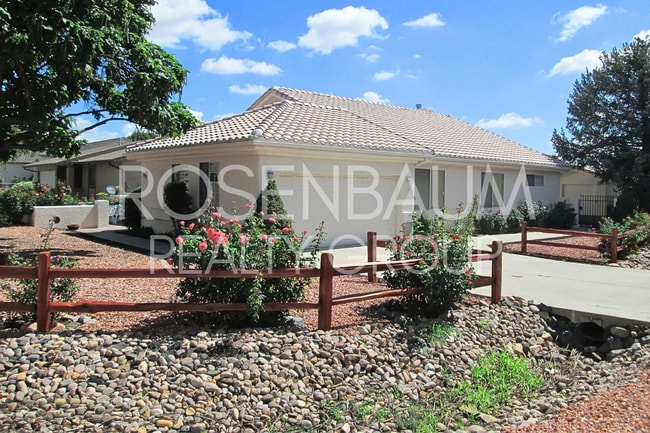 Primary Photo - Charming 3-beds, 2-baths home in the Prest...