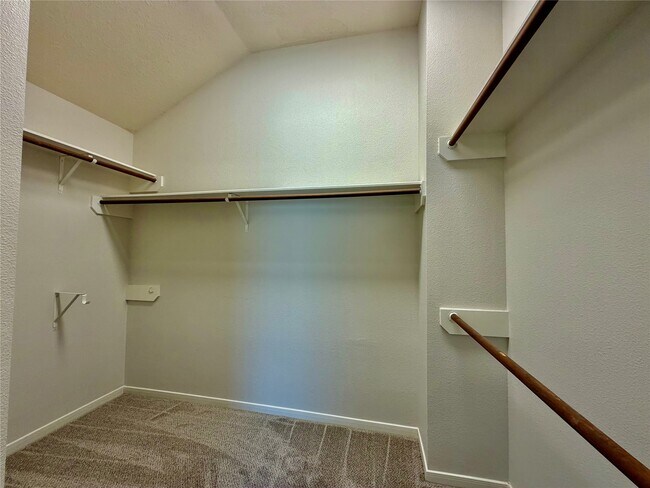 Building Photo - 7426 Maple Run Dr
