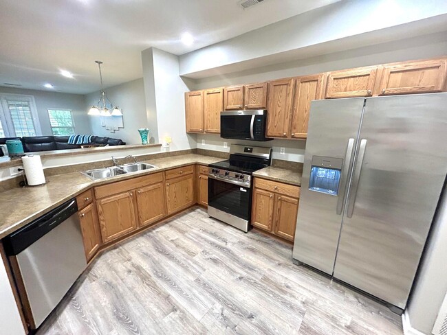 Building Photo - 6140 Sowerby Ln