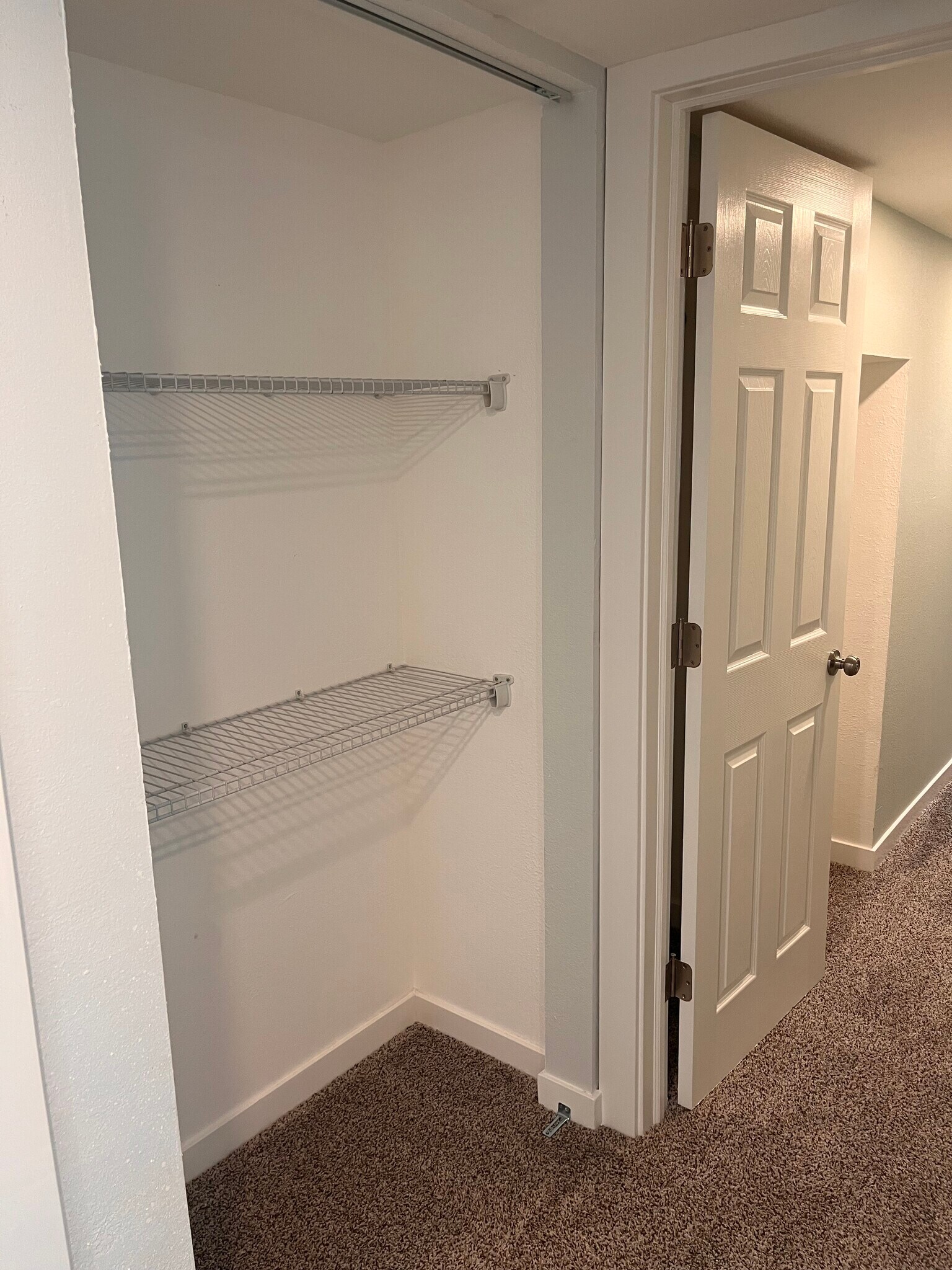 Second floor hallway - 10936 Toledo St