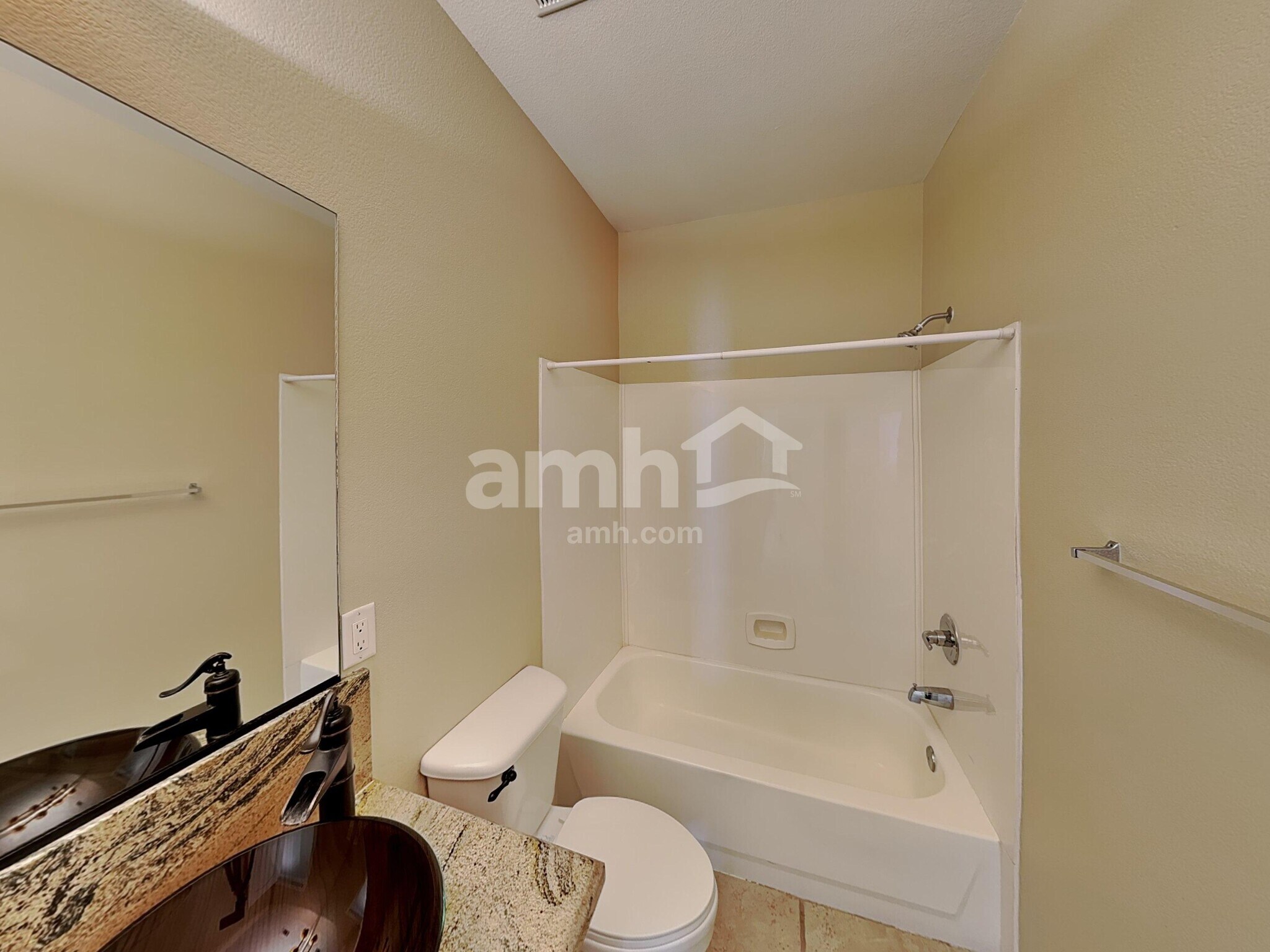 Building Photo - 903 Golden Poppy St