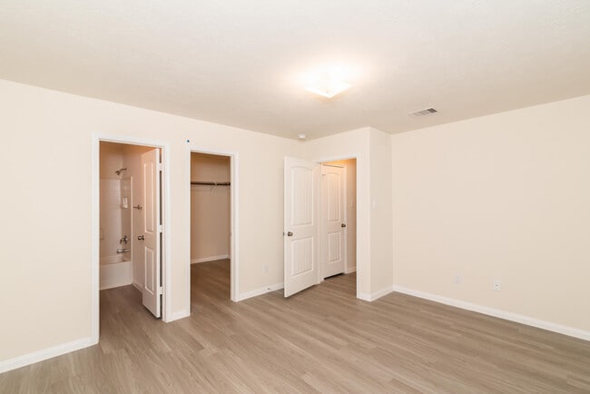 Building Photo - 5307 Rio Sabinas St