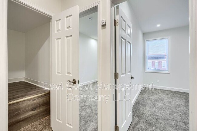 Building Photo - 518 Normandy Ave